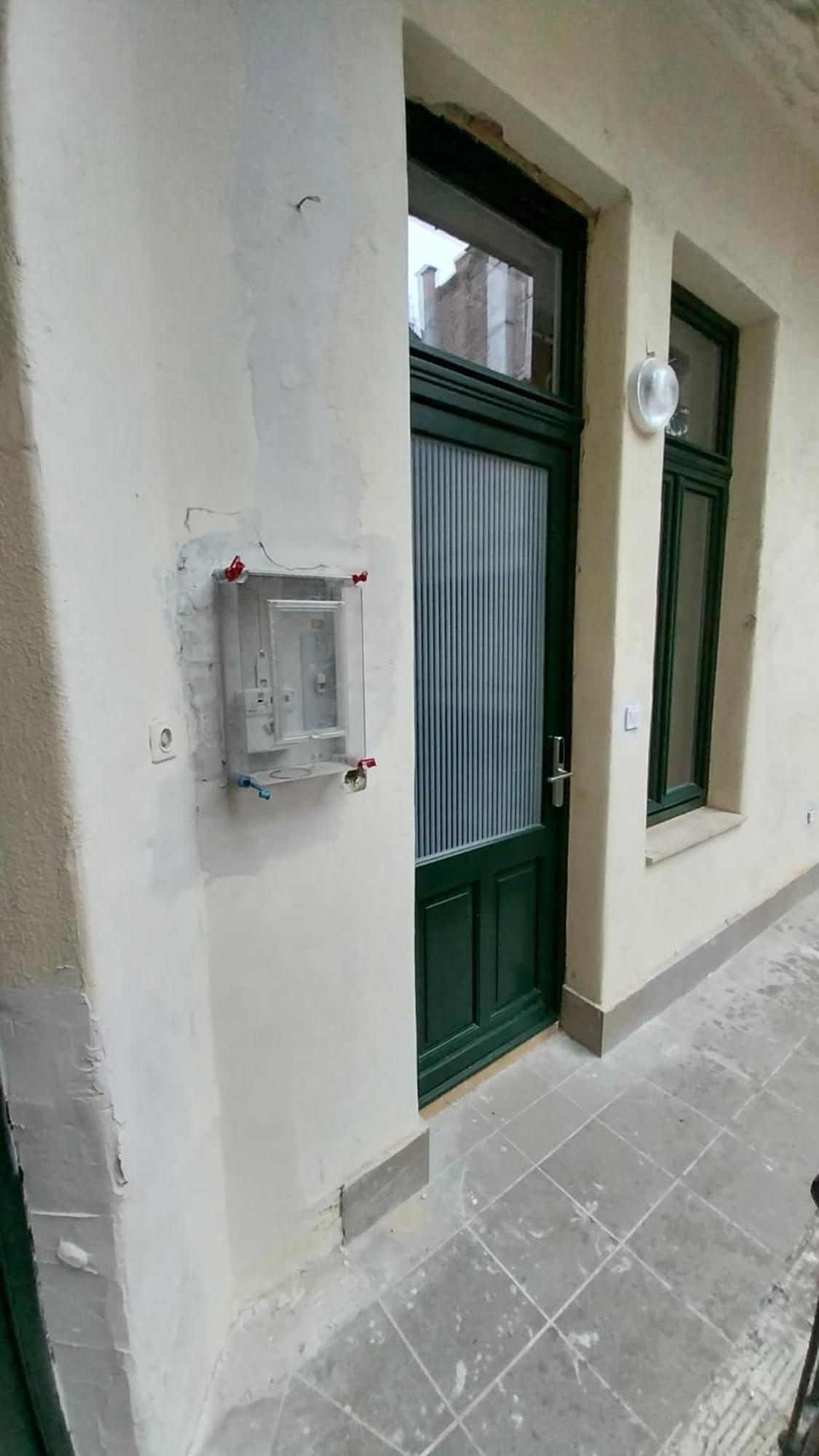 Szekely Apartment Near Deak Ferenc Square With Free Parking In Garage Budapest Extérieur photo